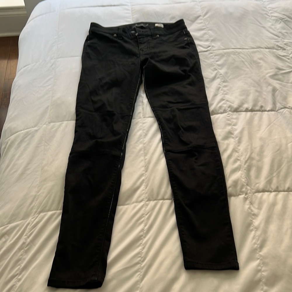 Level 99 Janice Ultra Skinny Jean in black size 27